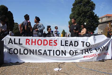  La Protesta di Rhodes Must Fall: Un Tuffo nel Debito Coloniale e la Rivoluzione dell'Inclusione